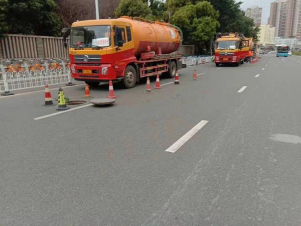 栖霞区小便池疏通价格（栖霞疏通下水道电话）